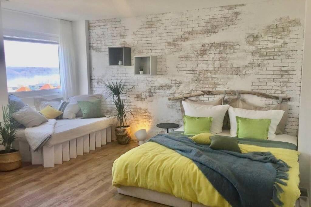 Liebevoll renoviertes Apartment mit Panoramablick Friedrichshafen Buitenkant foto