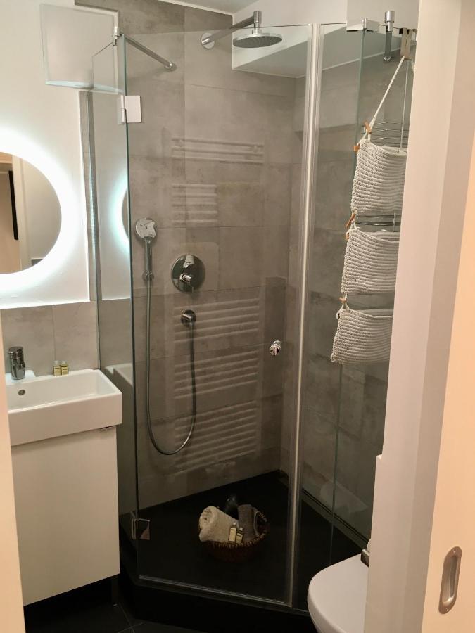 Liebevoll renoviertes Apartment mit Panoramablick Friedrichshafen Buitenkant foto